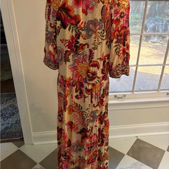 a loves a maxi dress from Dillards. Fall 2024. New without tags. Medium - Picture 3 of 5